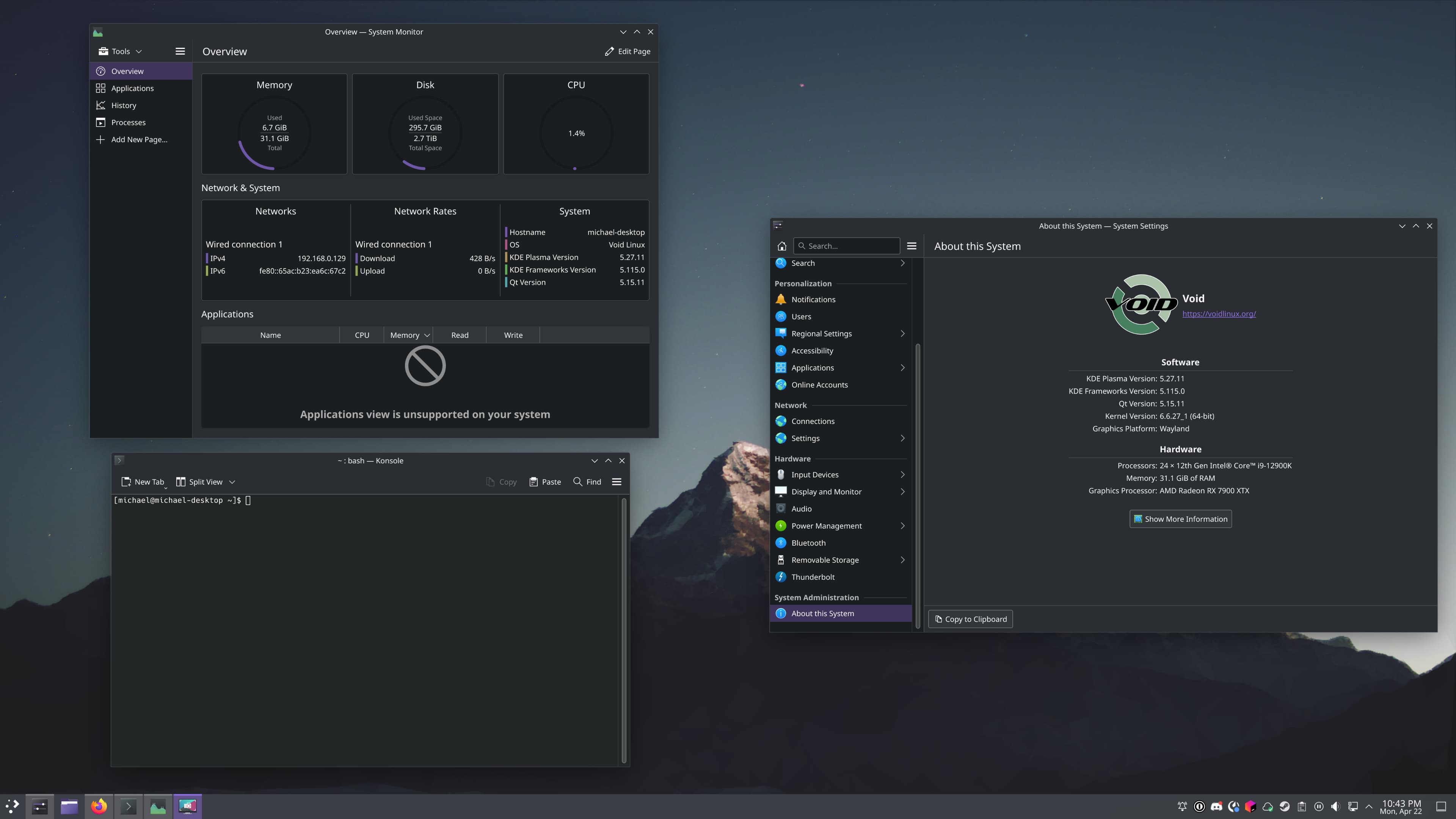 My Void Linux desktop (KDE).